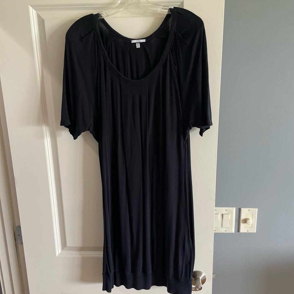 Clu Black dress